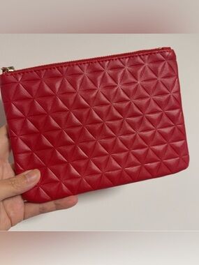 New Shiseido red quilted makeup bag/cosmetic travel bag